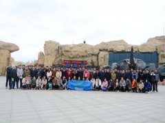 公司組織員工春游，熔煉團(tuán)隊(duì)