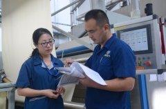 跟進(jìn)巡查，保證機(jī)臺高效運(yùn)行